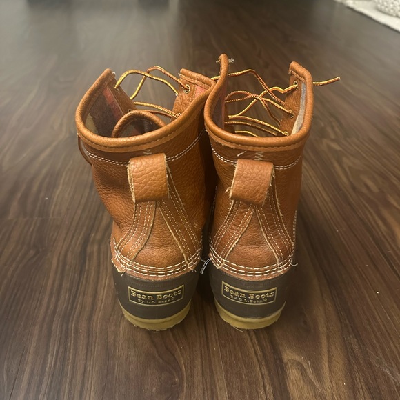 LL Bean Men's Bean Boots 8", Flannel-Lined Insulated - Picture 3 of 3